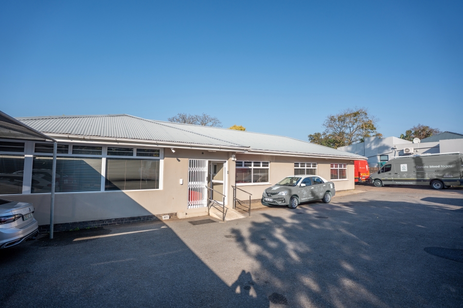 Commercial Property for Sale in Vincent Eastern Cape
